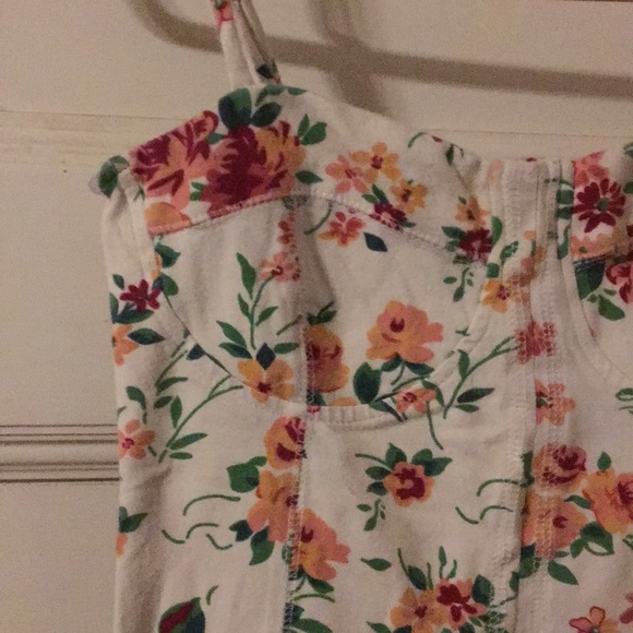 Floral tank top - Picture 2 of 4